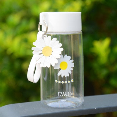 Small Daisy Transparent Plastic Water Bottles