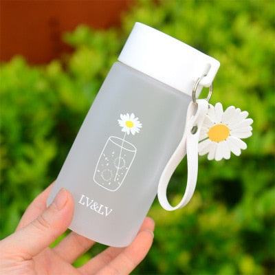 Small Daisy Transparent Plastic Water Bottles