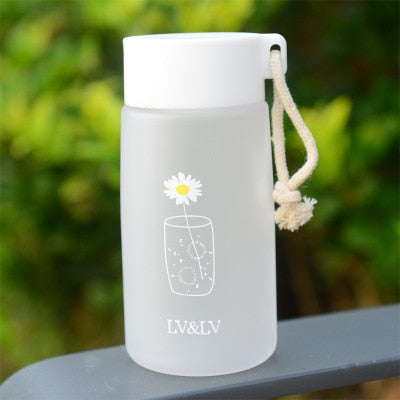 Small Daisy Transparent Plastic Water Bottles