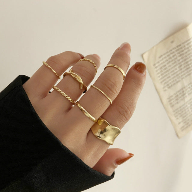 Metal Hollow Round Finger Ring
