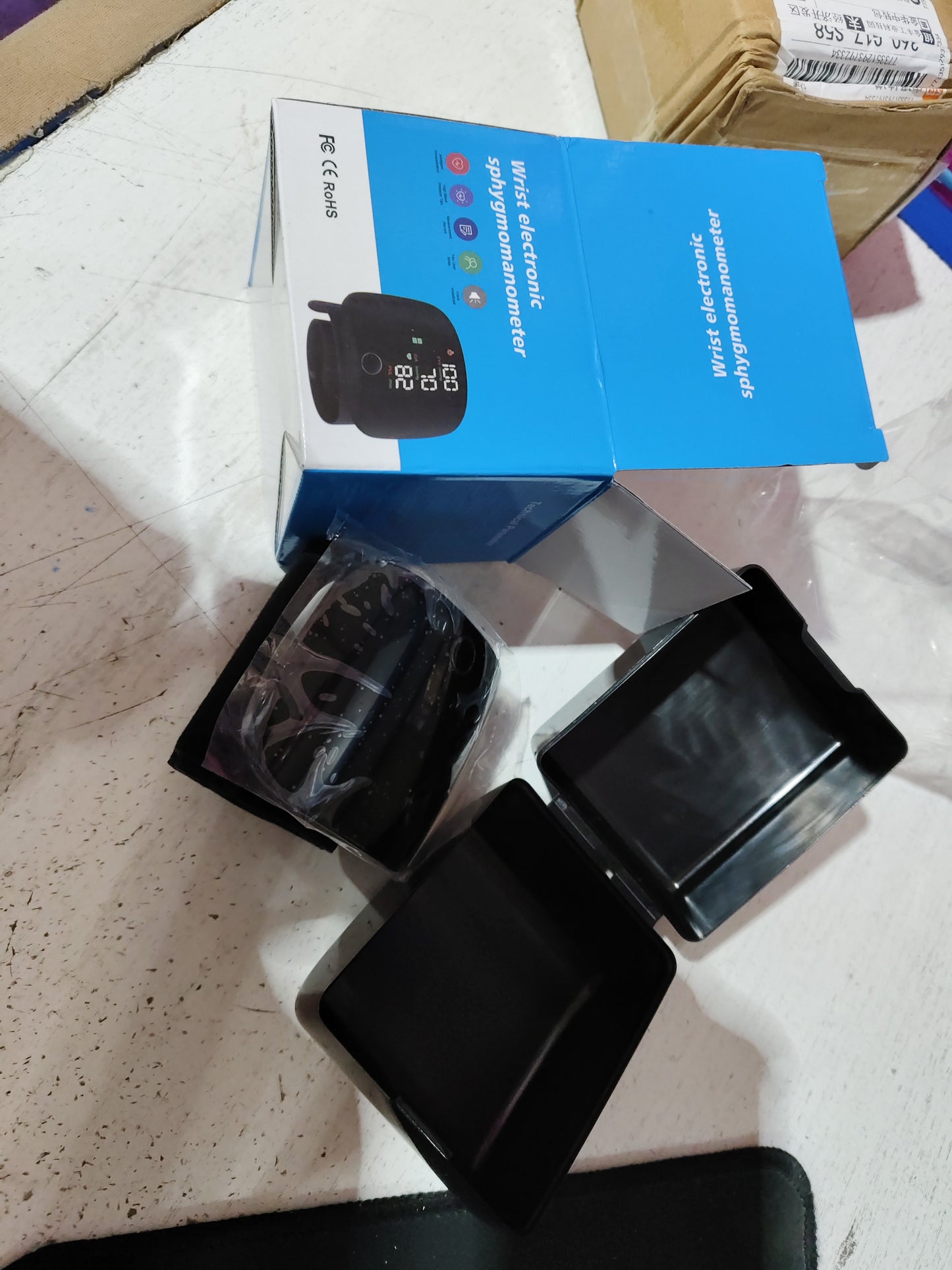 Wrist Sphygmomanometer Rechargeable Blood Pressure Meter