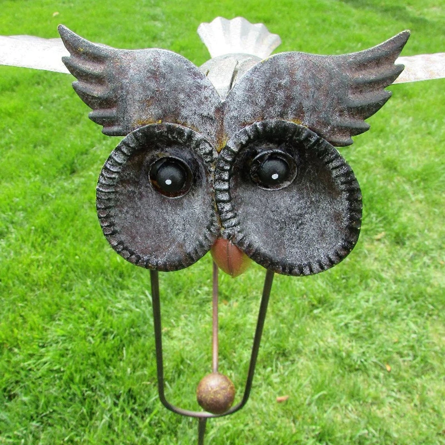 Flying Bird Scarer Garden Decoration Wing Flapping