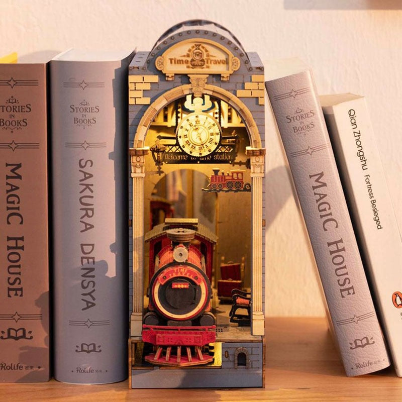 Books Series Wooden Miniature House with Furniture