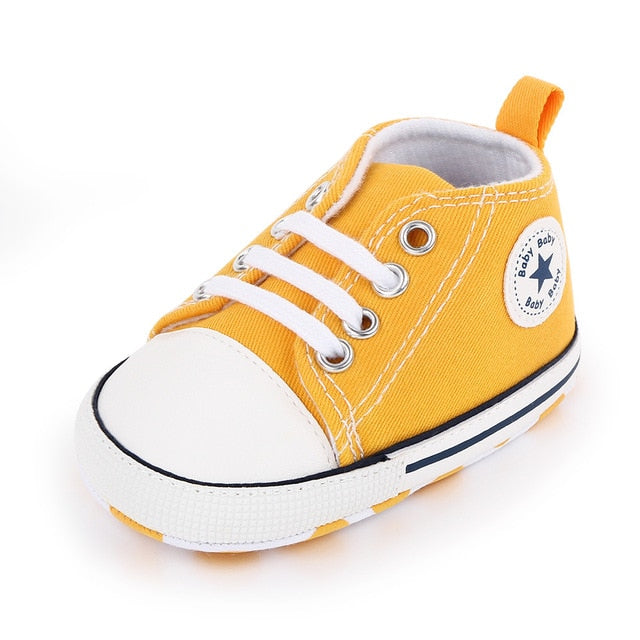 Baby Canvas Classic Sneakers Newborn