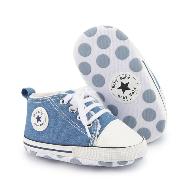 Five-Pointed Star Canvas Shoes