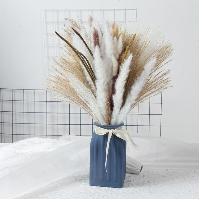 Natural Dried Pampa Grass Bouquet